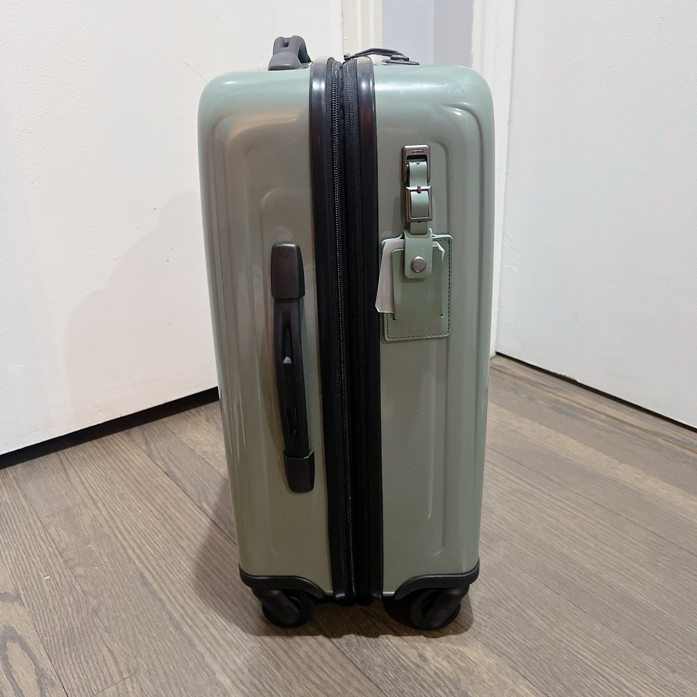 NEW Tumi V4 INTERNATIONAL Expandable 4 Wheel Carry On Suit Case - SAGE GREEN - Picture 6 of 13